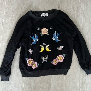 Pretty wild fox sweatshirt